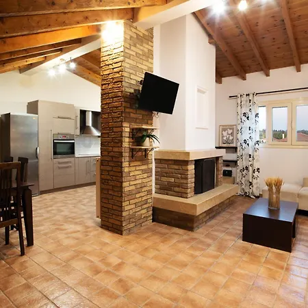 Lägenhet Etessiano Lefkimmi (Corfu)