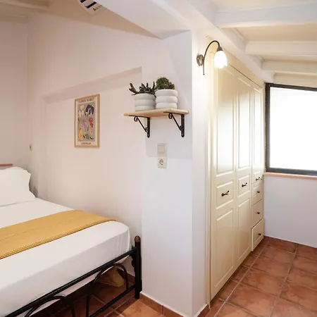 Apartment Etessiano