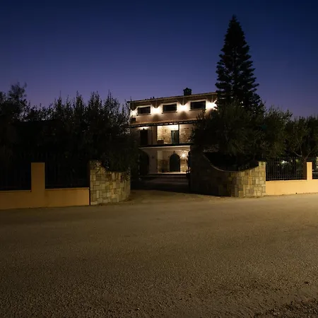Etessiano *