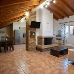 Etessiano Appartement *