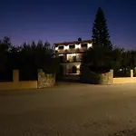 Etessiano *