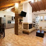 Appartement Etessiano Lefkímmi